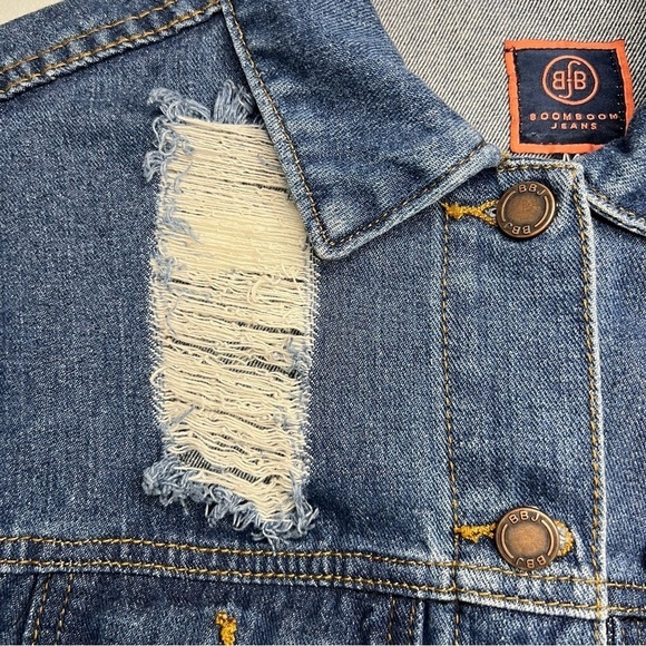 BBJ Women’s Distressed Denim Jean Jacket Size M 100% Cotton Blue Was Long Sleeve - Picture 3 of 15